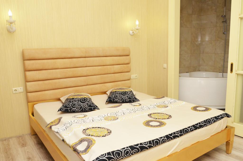 Hotel Menshikov Odessa Kamer foto