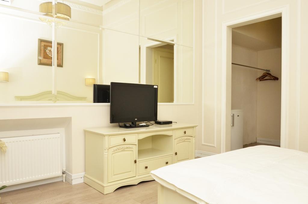 Hotel Menshikov Odessa Buitenkant foto