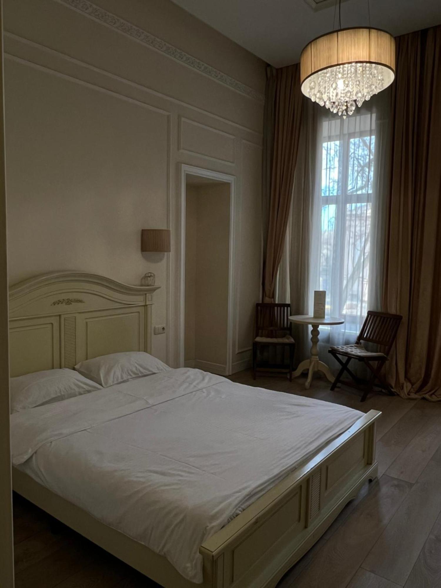 Hotel Menshikov Odessa Buitenkant foto