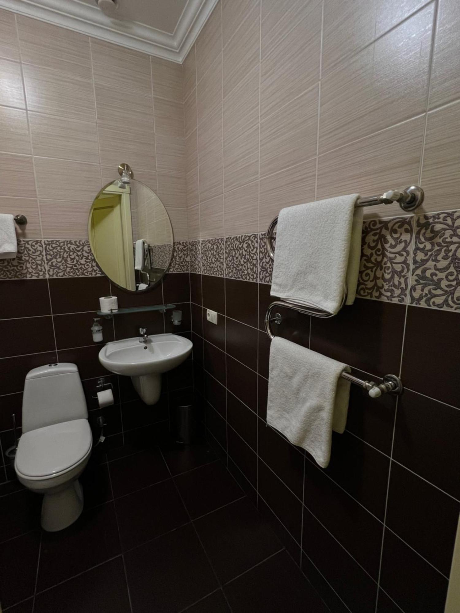 Hotel Menshikov Odessa Buitenkant foto