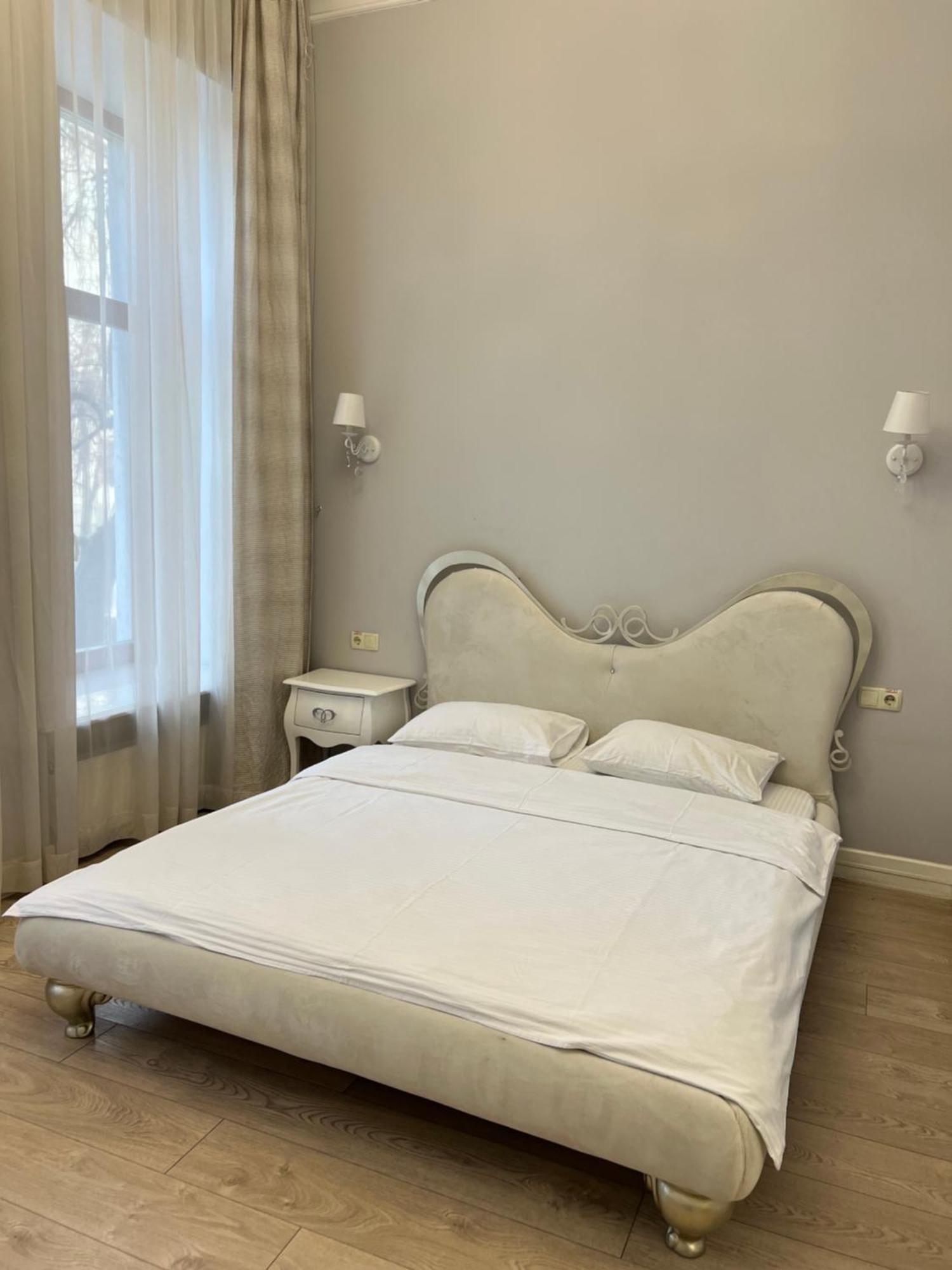 Hotel Menshikov Odessa Buitenkant foto