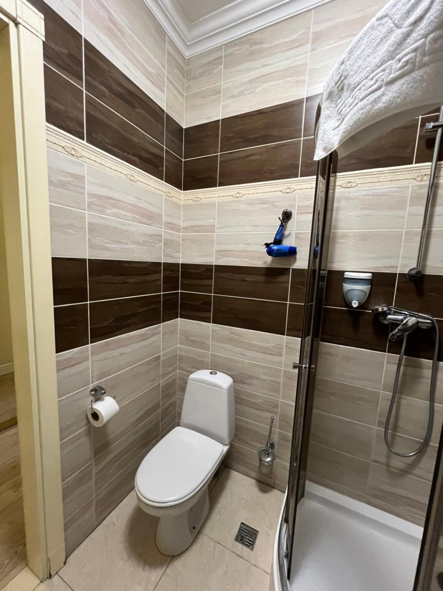 Hotel Menshikov Odessa Buitenkant foto