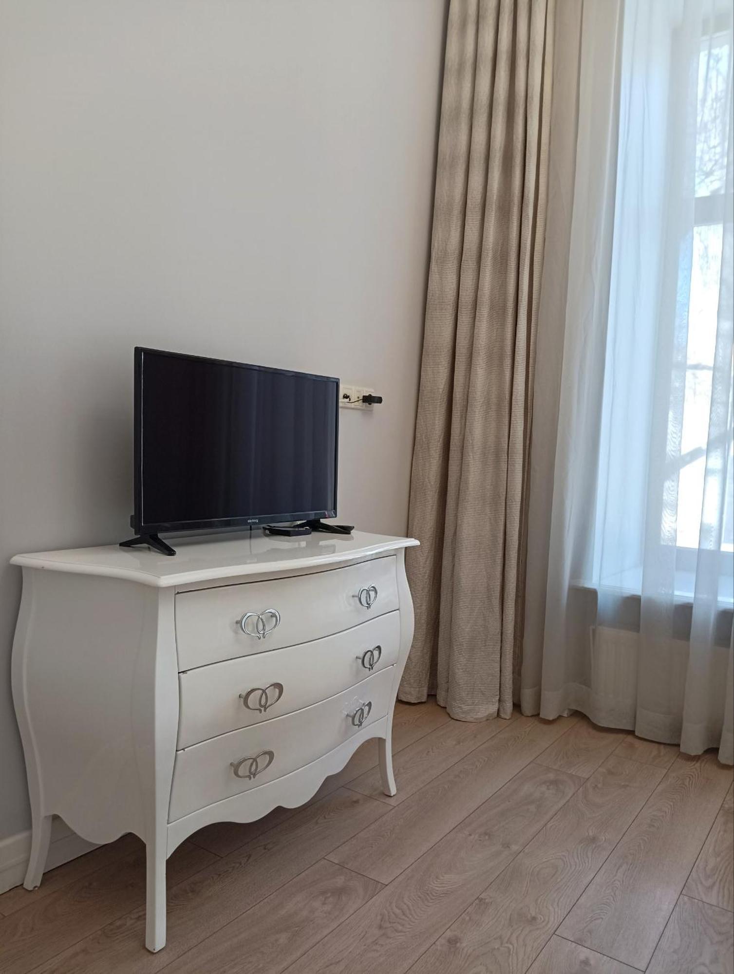 Hotel Menshikov Odessa Buitenkant foto